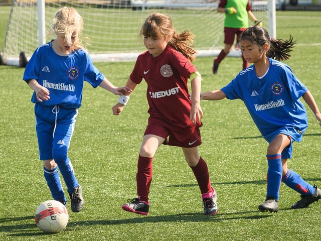 Atalanta Sports FC up against Worthy Youth (all blue kit). Picture: Keith Woodland (030621-75)