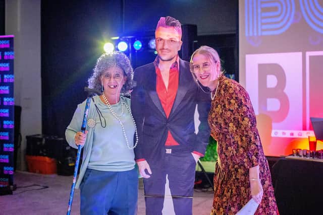 Winners with their prize, a carboard cut-out of Peter Andre
Picture: Habibur Rahman