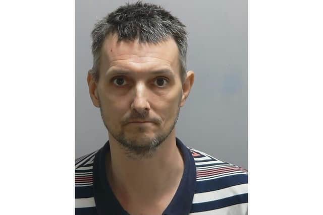 Heroin addict thief, 41, threatened to 'stick needle in throats' of ...
