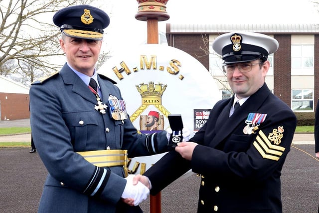 Long Service and Good Conduct Medal –- Presented to LET(ME) Coull.