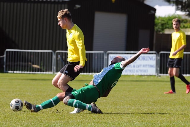 Mob Albion (green/white) v Burrfields. Picture: Sarah Standing (010523-7534)