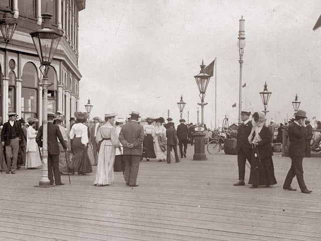 Promenade on Clarence Pier, Southsea.