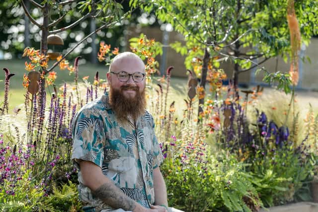 Ikebana flower arranging with The Bearded Botanist