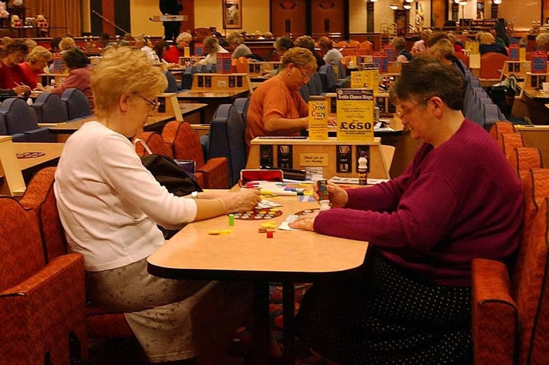 Eyes down for your memories of this busy bingo session 18 years ago.