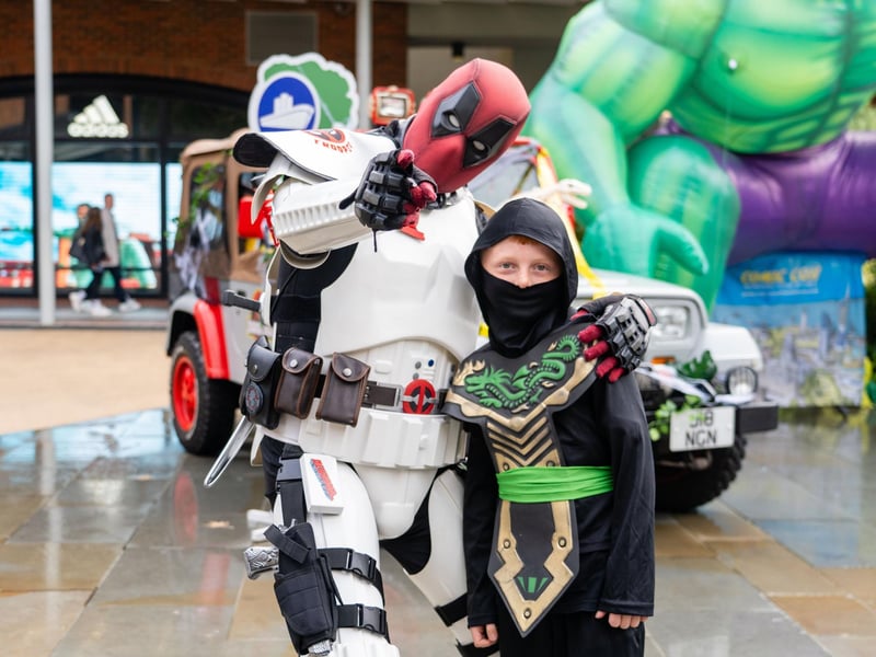 Joseph posing at the Spooktacular Portsmouth Comic Con at Gunwharf.
Photos by Matthew Clark
