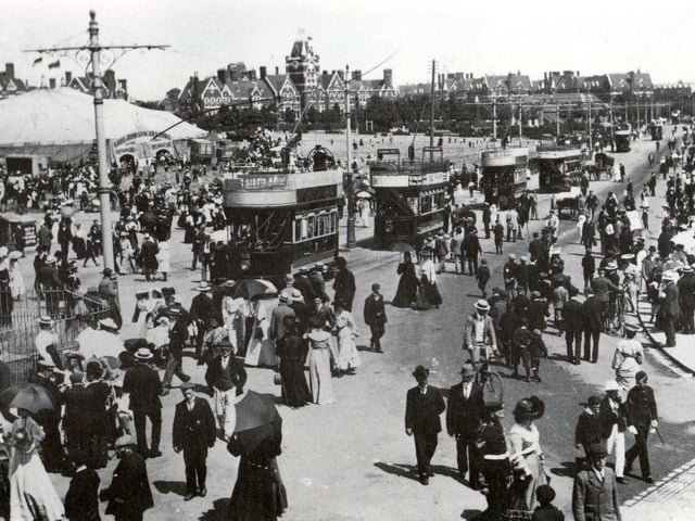 The Circus at Pier Road, Southsea, 1900
