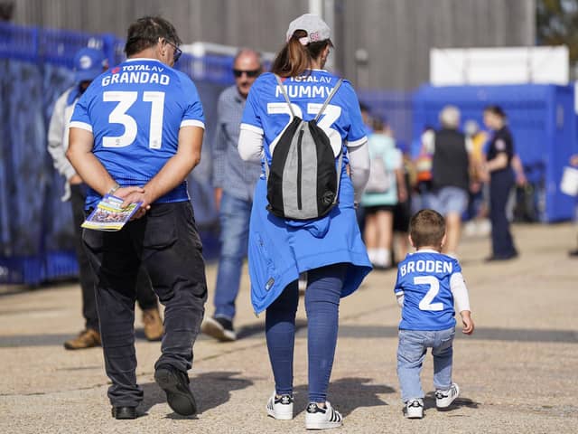Pompey fans makes their way to Fratton Park on foot
