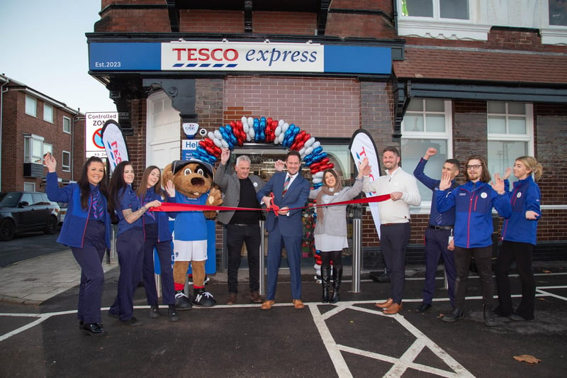 A new Tesco Express has opened in St George's Road, Old Portsmouth on Wednesday 15th November 2023

Pictured: MP Stephen Morgan with staff outside the Tesco Express store with Nelson the Pompey mascot marking the opening of the store

Picture: Habibur Rahman