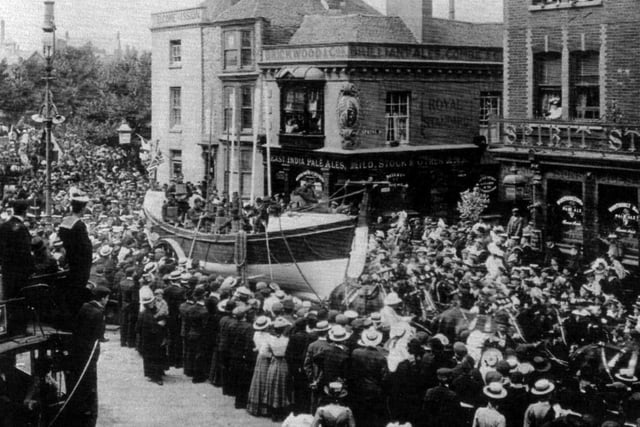 Lifeboat Saturday 1904 and the lifeboat hauled by six shires, outside the Royal Standard (Ruby's) in Edinburgh Road, Southsea.