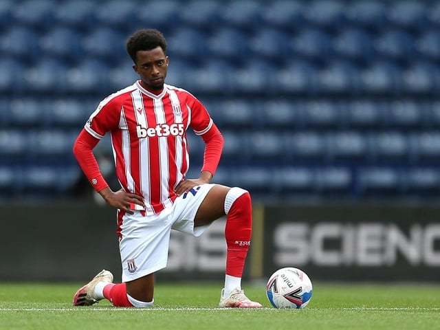 Stoke - Lincoln (loan)