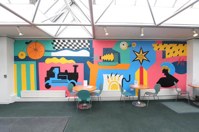 A mural has been unveiled l at The Spring in Havant as Covid 19 restrictions are relaxed. Picture: Stuart Martin (220421-7042)