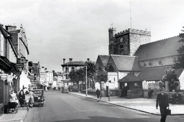 West Street and parish church Havant. Picture: costen.co.uk