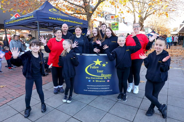 Group from Follow Your Dreamz. Portchester Christmas Market in Portchester Precinct
Picture: Chris Moorhouse (jpns 251123-32)