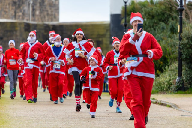 Hundreds of people turned out for the 2023 Santa Fun Run in Southsea on Saturday morning, many running to raise money for charity in either the 5K or 10K distance.