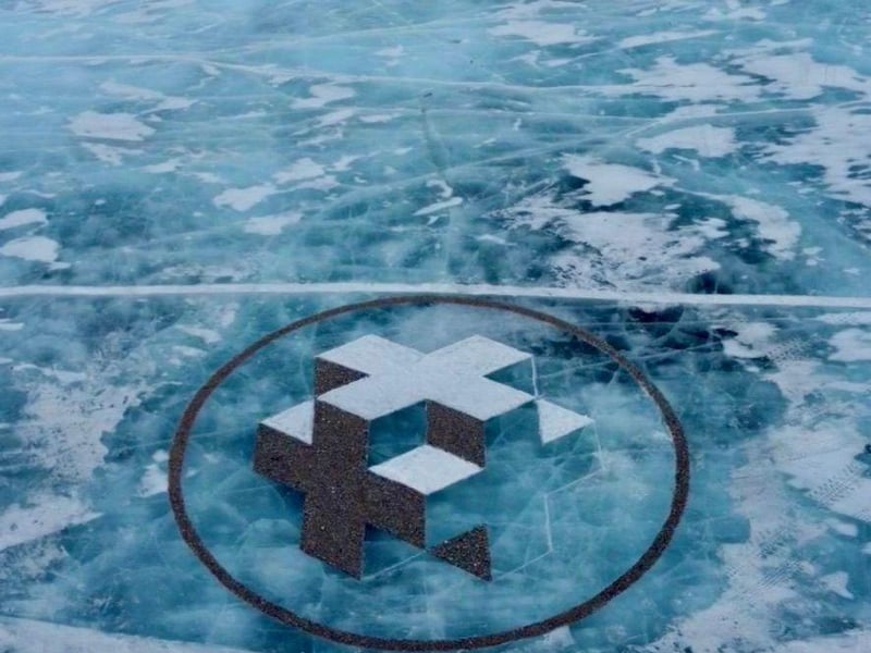 Ice Cube Plus, snow and grit