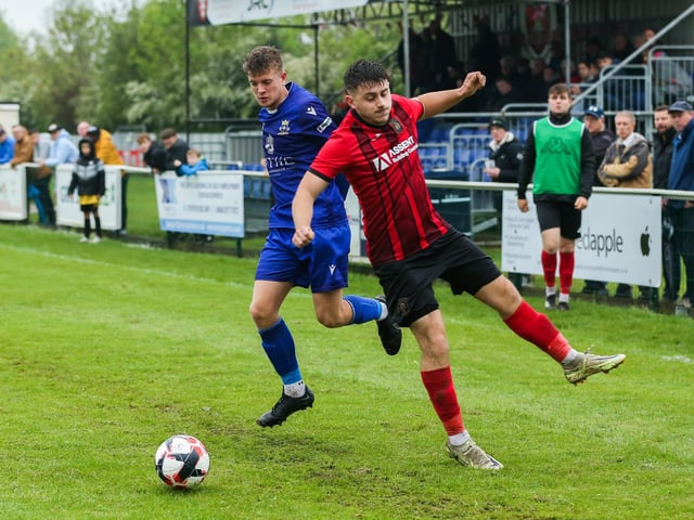 Baffins (blue) v Petersfield. Picture by Nathan Lipsham