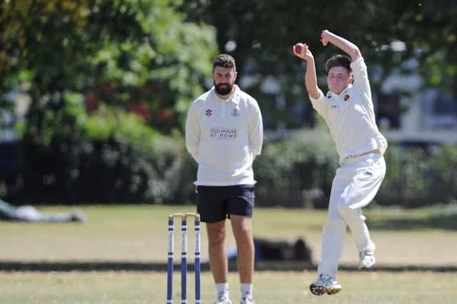 Darryn Stares bowling for Havant against Portsmouth & Southsea. Picture Ian Hargreaves