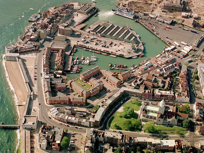 Old Portsmouth in 1999 aerial. Picture: Allan Hutchings/The News Portsmouth 992491-14
