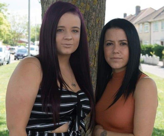 Kelly-Anne Case (right) with her sister Kerry (left).