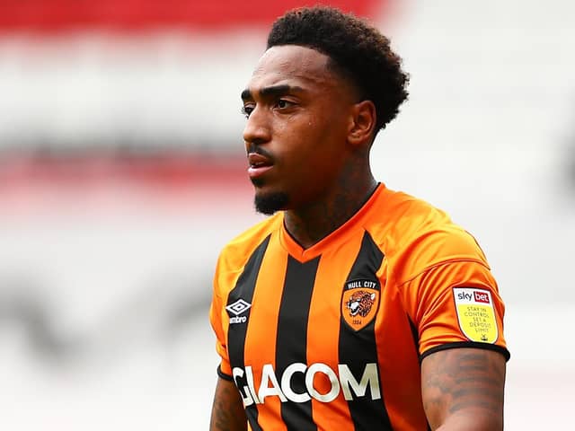 Sheffield Wednesday remain hopeful of signing Hull striker Mallik Wilks.