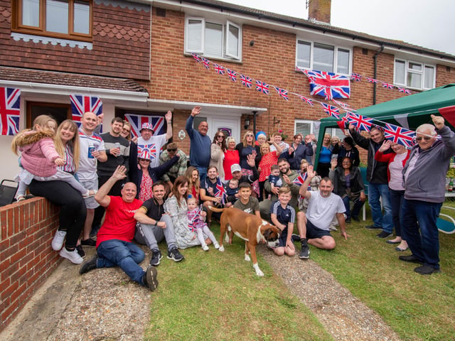 Platinum Jubilee parties across Portsmouth on Sunday 5th June 2022
Pictured: Celebrations at Furzedown Crescent, Havant
Picture: Habibur Rahman