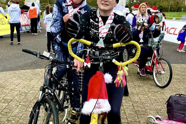 28-year-old Harley Salter alongside celebrity Team Captain Stephen Miller MBE.