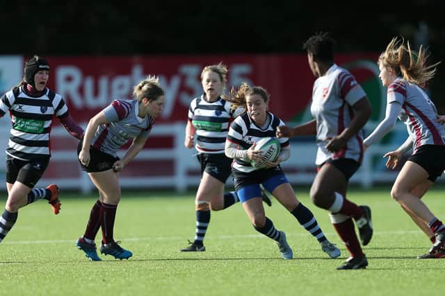 Marlyse Sifre in possession for Havant Ladies against Streatham-Croydon. Picture: Chris Moorhouse.