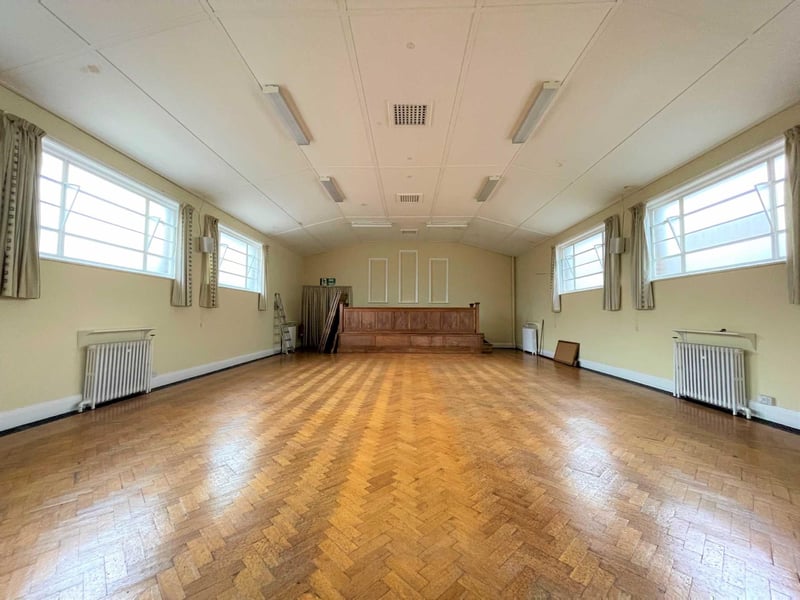 The Christadelphian Hall, Devonshire Avenue, Southsea PO4 9EA
Guide Price: £200,000 - £250,000
Of interest to end-users, developers and investors: the individual and highly speculative detached former Church Hall (187 sq
m approx) with much potential. Dating from around 1935, the building features brick and rendered elevations under a part-flat, part-pitched roof. To the rear and east side is a narrow walkway with pedestrian access from Fernhurst Road. Now being presented to the open market on behalf of Charity Trustees
May 18, 2023