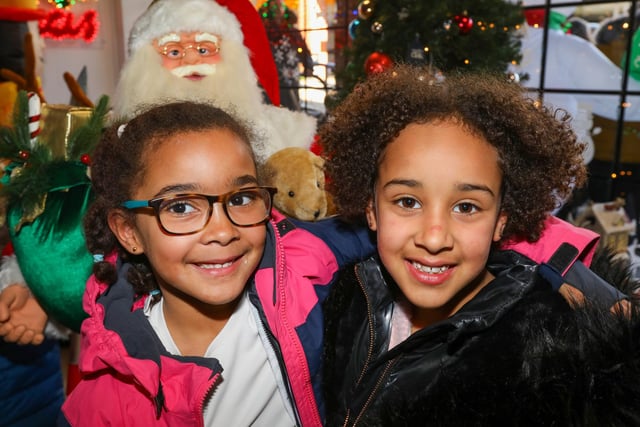 Sisters Amelia, 6, and Melody, 6. Leigh Park Christmas grotto at Greywell Shopping Centre, Leigh Park, Havant Picture: Chris Moorhouse (jpns 251123-43)