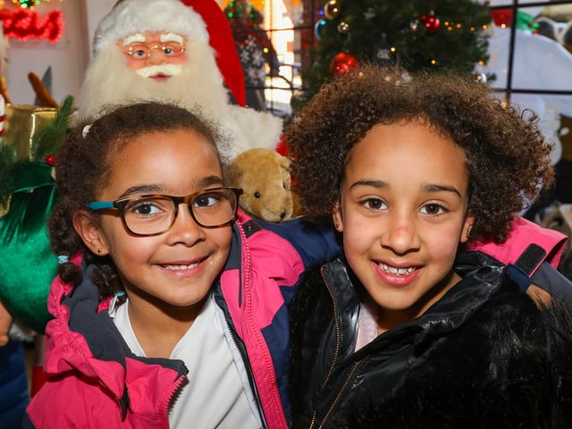 Sisters Amelia, 6, and Melody, 6. Leigh Park Christmas grotto at Greywell Shopping Centre, Leigh Park, Havant Picture: Chris Moorhouse (jpns 251123-43)