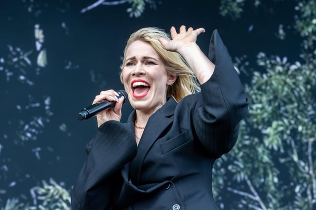 Natasha Bedingfield drew a huge crowd on Sunday afternoon and dazzled them with her performance.
Pictured - Natasha Bedingfield
Photos by Alex Shute