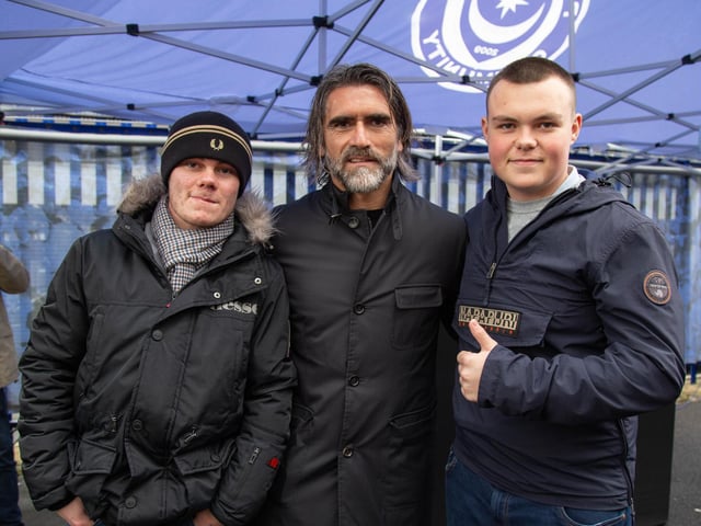 Everyone just wants a photo with Pedro Mendes and who can blame them?