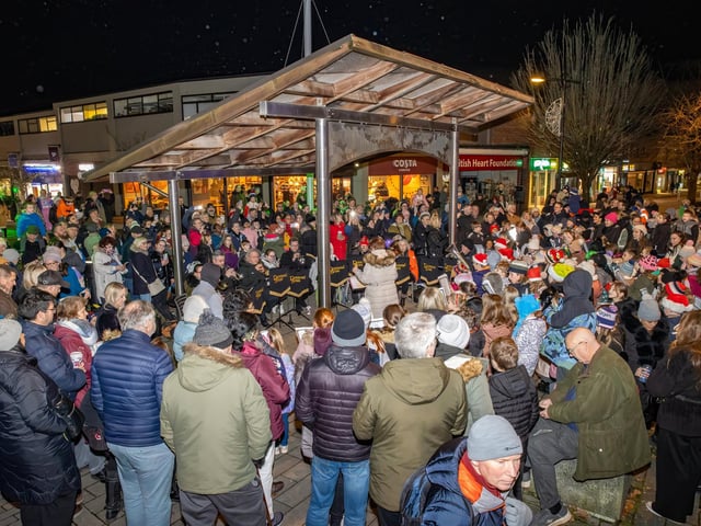 Large crowds gathered to see the school children sing Christmas carols. Photos by Alex Shute