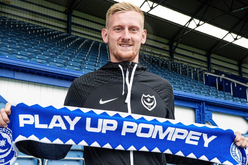 Ryan Schofield has signed a one-year deal at Pompey following his Huddersfield release