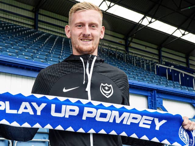 Ryan Schofield has signed a one-year deal at Pompey following his Huddersfield release