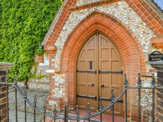 The property comes with eight bedrooms, three bathrooms and two reception rooms. It is on the market for £895,000 and it is being sold with Fine & Country Drayton. The listing says: "Drayton Manor is an extensive, detached early Victorian Manor house which provides 2990 sq ft of living space arranged over three floors." For more information about the property, visit Zoopla.