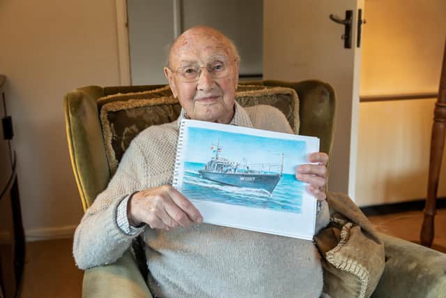 Boris Mayfield (aged 100) shows off his latest sketch. Picture: Mike Cooter (210122)