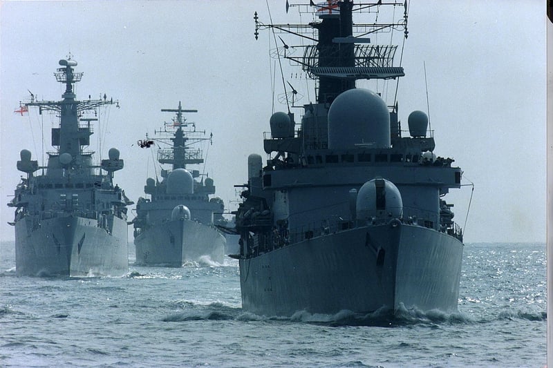 Gulf ships HMS Cardiff, London and Gloucester in the war zone