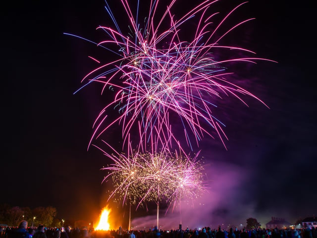 People from across the region descended onto the grounds of HMS Sultan on Thursday evening for a night of excitement, bonfire and fireworks.Pictured - HMS Sultan FireworlsPhotos by Alex Shute