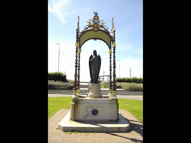 A stone plinth holding a drinking fountain and topped by an elaborate cast iron canopy can be found at the western end of Canoe Lake in Southsea. It is in memory of Emanuel Alderman who was Mayor of Portsmouth from 1866 to 1867 and was given to the city by his son and daughter.