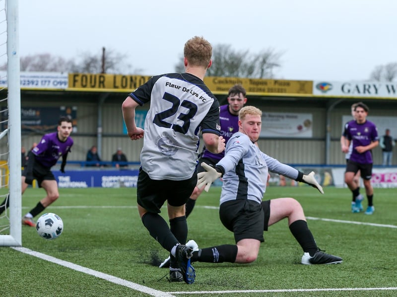 Gosport Falcons Black (purple) v Fleur de Lys Nelson. Picture: Chris Moorhouse
