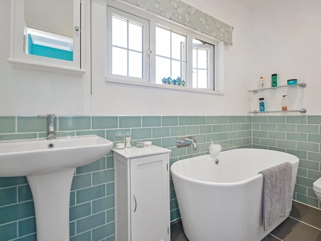 There is no onward chain for this three bedroom home in Drayton. Picture: Town and Country Southern