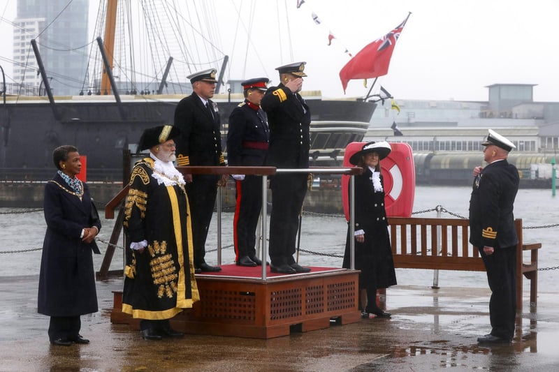 Saluting to the dignitaries after the firing.