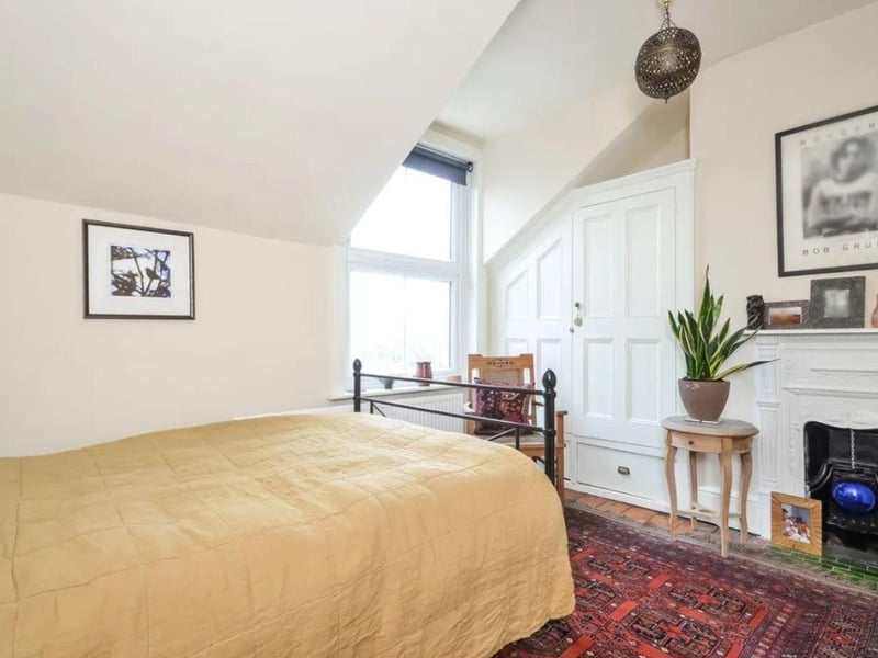 This property comes with five bedrooms, two bathrooms and two reception rooms as well as a garden area.