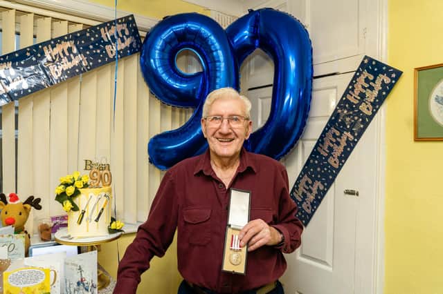Brian Roberts celebrates 90th birthday. 14 Nov 2021. Photo by Matthew Clark