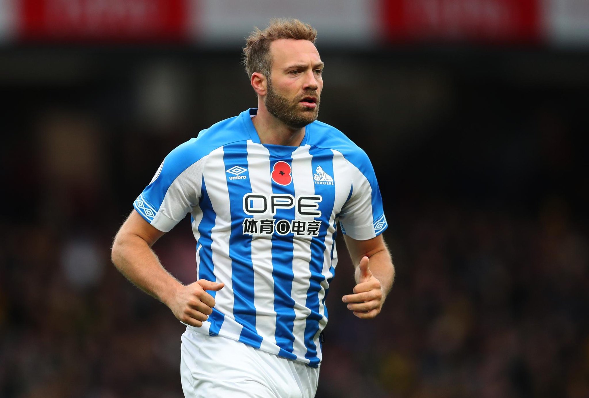 Geruchten over transfers in Portsmouth: spelers zonder contract in België die in januari mogelijk openstaan ​​voor een kortingsdeal, zijn onder meer voormalige Huddersfield-, Stoke- en Fulham-figuren