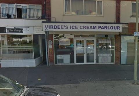 Virdies Ice Cream and Pizza, Hayling Island, has a Google rating of 4.4 with 204 reviews.