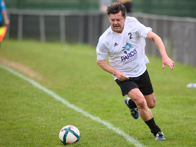 Action from the Jon Gittens memorial charity match between a team of former Fareham Town players and a side of ex-Pompey and Southampton professionals. Picture: Keith Woodland (160421-590)