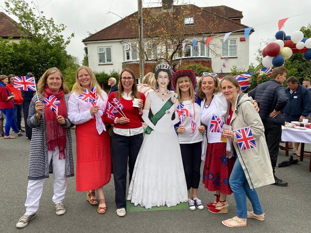 Platinum Jubilee Street Party held in Woodbury Avenue, PetersfieldPicture: Courtesy of Alison Porteous