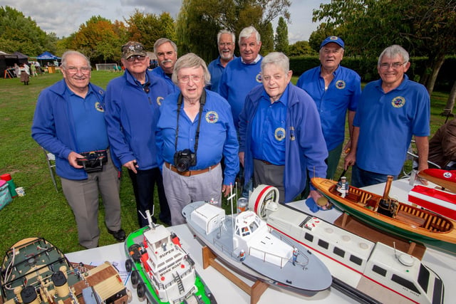 Eastleigh and District boat club members with their model boats